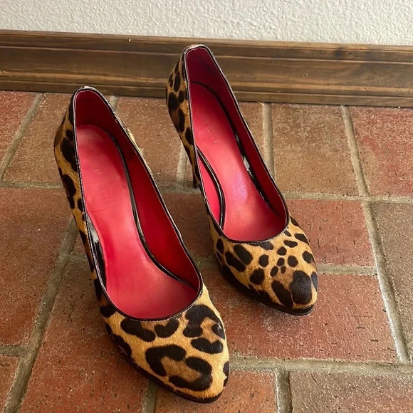 Nine West Cheetah Heels‎ 8 - Picture 1 of 5